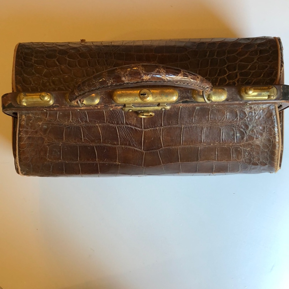🎉HP🎉Authentic crocodile vintage doctors bag - Picture 2 of 7